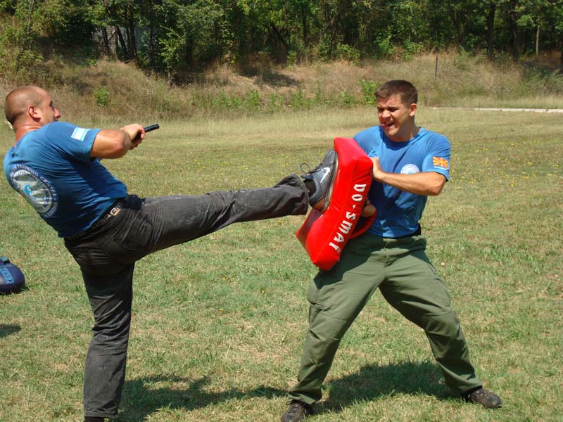ISA-MKD training: Armed protection